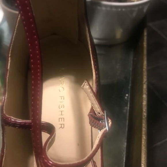 Heels - Picture 2 of 4